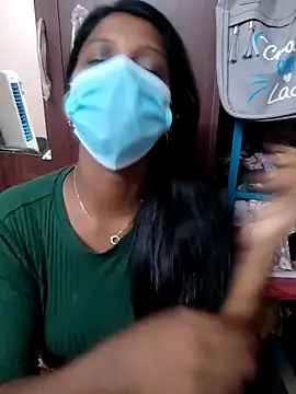 Snapshot of Tamil_Hot_Thara chatting on May 3, 5:52 pm Tamil Hot Thara online show from May 3, 5:52 pm