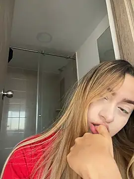 Snapshot of barbievictoria chatting on June 2, 12:29 pm barbievictoria online show from June 2, 12:29 pm