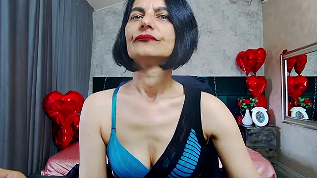 Snapshot of KalystaSwiss chatting on April 23, 5:41 am KalystaSwiss online show from April 23, 5:41 am