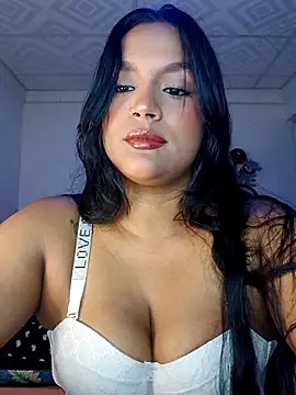 Kim roussee online show from April 17, 5:43 am