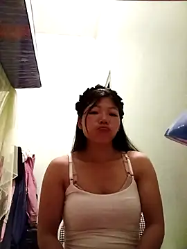 -Quyny- online show from April 19, 7:38 pm