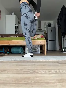 SexyDina 0 online show from April 28, 1:38 pm