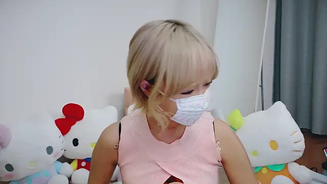 Snapshot of baby__cherry__ chatting on April 21, 12:00 pm baby cherry online show from April 21, 12:00 pm