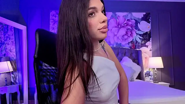 Snapshot of Lexi__Vicious chatting on June 23, 4:32 am Lexi Vicious online show from June 23, 4:32 am