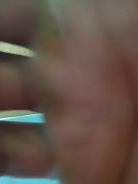 Snapshot of CasalLitoral2826 chatting on March 29, 1:27 am CasalLitoral2826 online show from March 29, 1:27 am