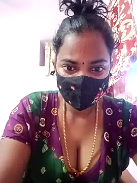Snapshot of tamilratchasii chatting on April 4, 9:29 am tamilratchasii online show from April 4, 9:29 am