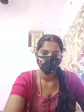 Snapshot of tamilratchasii chatting on June 12, 8:57 am tamilratchasii online show from June 12, 8:57 am