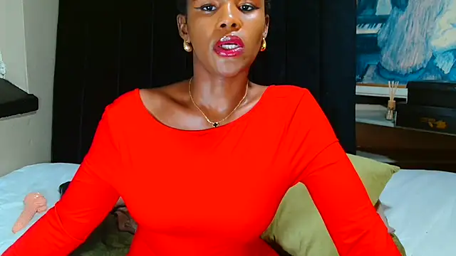 Snapshot of CaramelCandyxx chatting on July 2, 3:23 am CaramelCandyxx online show from July 2, 3:23 am