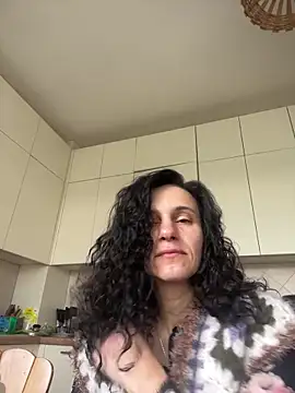 Snapshot of StellaMia263 chatting on May 16, 5:48 am StellaMia263 online show from May 16, 5:48 am