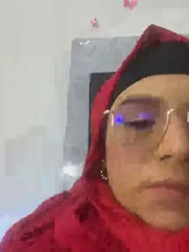 Snapshot of alia_asad chatting on June 19, 1:04 pm alia asad online show from June 19, 1:04 pm