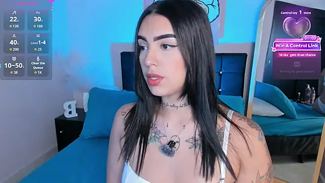 Snapshot of sabrina_voss chatting on May 26, 12:12 pm sabrina voss online show from May 26, 12:12 pm