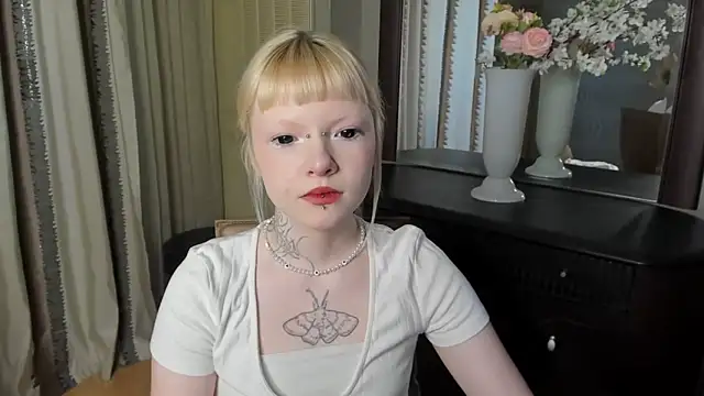 EIanorPuglia online show from March 29, 6:57 am