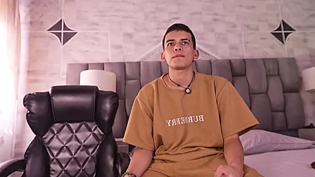 Snapshot of DrakoStone chatting on March 28, 9:03 pm DrakoStone online show from March 28, 9:03 pm