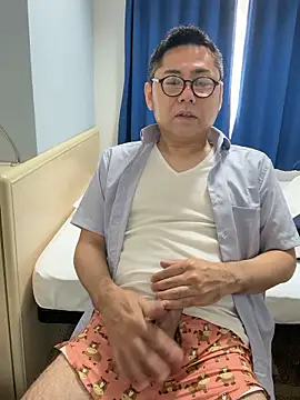 Snapshot of RYUICHI_1919 chatting on June 2, 12:01 am RYUICHI 1919 online show from June 2, 12:01 am