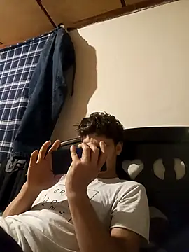 sensualflow 77 online show from March 28, 3:50 am