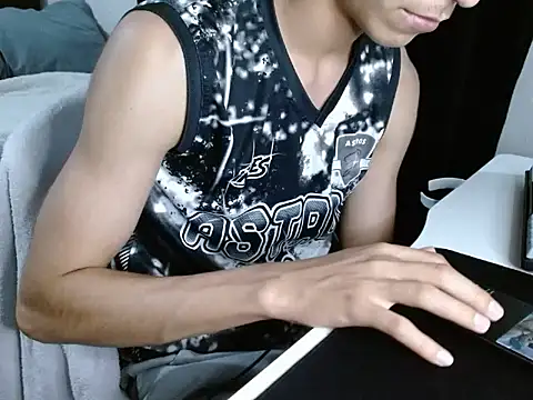 VazacGaming online show from April 14, 2:28 am