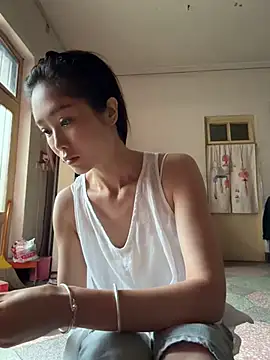 Snapshot of yuanpu0925 chatting on June 20, 11:18 pm yuanpu0925 online show from June 20, 11:18 pm