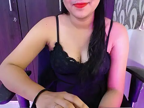 Snapshot of Riya_saini06 chatting on June 1, 7:10 am Riya saini06 online show from June 1, 7:10 am