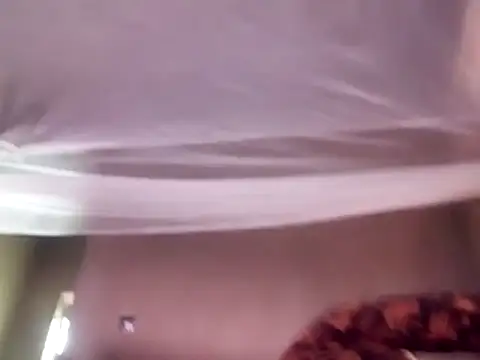 Snapshot of blackmeme28 chatting on April 15, 11:39 am blackmeme28 online show from April 15, 11:39 am