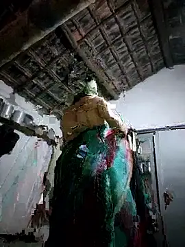 VarsetilJuli online show from April 13, 4:12 pm