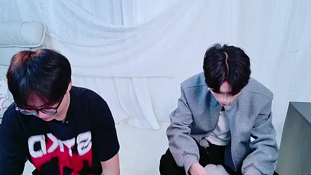 Dkcolo online show from April 23, 8:57 am