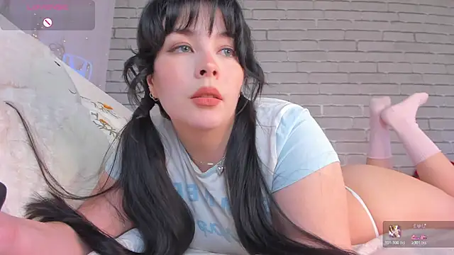 Snapshot of NatalForsy chatting on April 7, 12:16 pm NatalForsy online show from April 7, 12:16 pm