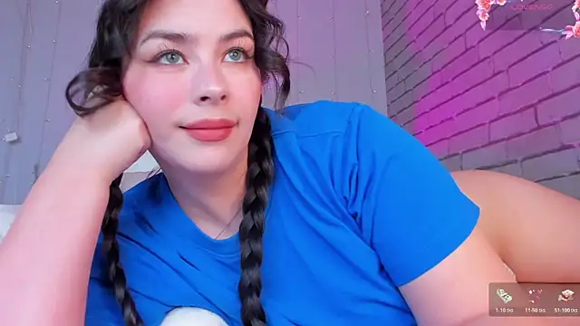 Snapshot of NatalForsy chatting on May 18, 12:33 pm NatalForsy online show from May 18, 12:33 pm