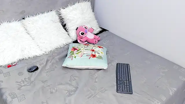 Snapshot of MAYTEMINAJ chatting on June 13, 7:45 pm MAYTEMINAJ online show from June 13, 7:45 pm