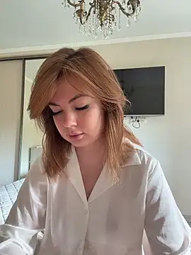 Snapshot of AriaPureTemptation chatting on May 27, 2:08 am AriaPureTemptation online show from May 27, 2:08 am