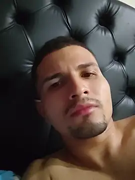 camiloangel119 online show from March 28, 6:51 pm