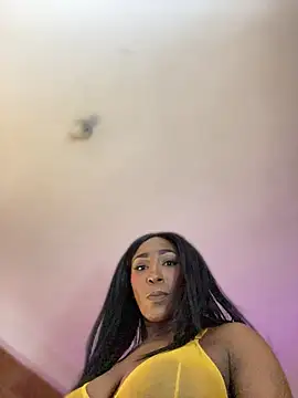 Snapshot of _Ashaila_ chatting on June 4, 11:44 pm Ashaila online show from June 4, 11:44 pm