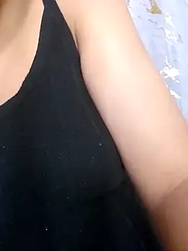 Snapshot of YARA_Arabe chatting on April 4, 2:25 pm YARA Arabe online show from April 4, 2:25 pm