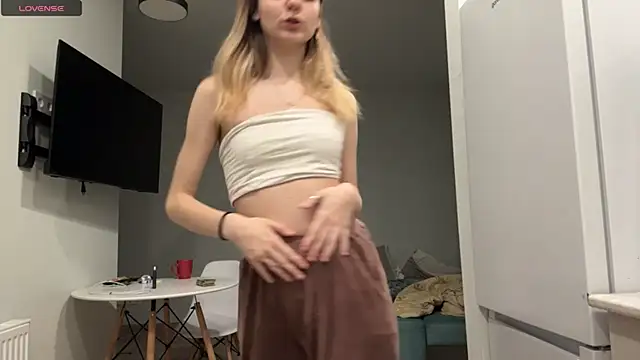 Peachy keens online show from April 2, 5:43 pm