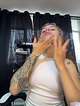 Amber-fire online show from April 29, 1:59 pm