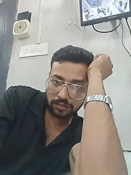 Snapshot of herochoclateboy chatting on May 23, 12:53 pm herochoclateboy online show from May 23, 12:53 pm
