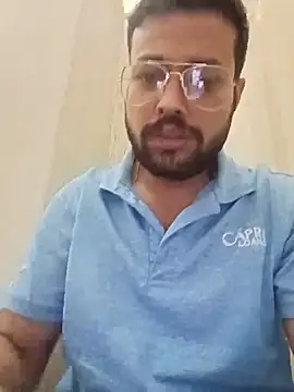 Snapshot of herochoclateboy chatting on May 26, 4:14 pm herochoclateboy online show from May 26, 4:14 pm