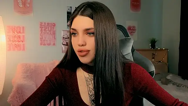 Snapshot of molly_rettyy chatting on April 3, 4:32 am molly rettyy online show from April 3, 4:32 am