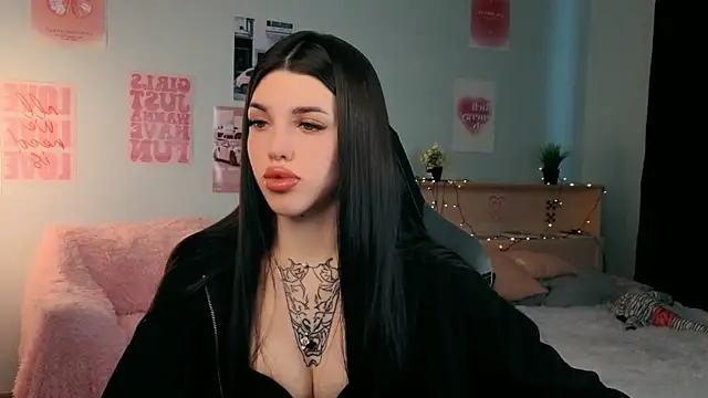Snapshot of molly_rettyy chatting on May 11, 3:45 am molly rettyy online show from May 11, 3:45 am