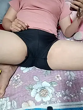   Merry   online show from April 10, 5:23 am