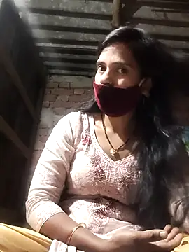 Snapshot of Pihu- chatting on May 3, 1:50 pm Pihu- online show from May 3, 1:50 pm