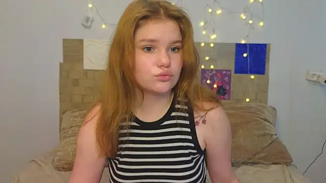 Snapshot of BeautifulPleasureFairy chatting on May 17, 6:22 am BeautifulPleasureFairy online show from May 17, 6:22 am