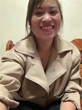 Snapshot of Sunny-smile1 chatting on March 29, 10:15 am Sunny-smile1 online show from March 29, 10:15 am