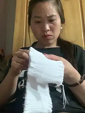 Snapshot of Sunny-smile1 chatting on March 30, 1:45 pm Sunny-smile1 online show from March 30, 1:45 pm