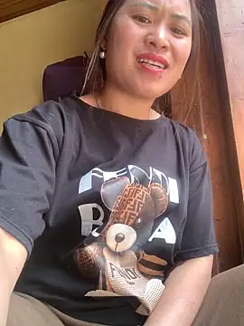 Snapshot of Sunny-smile1 chatting on March 31, 5:08 am Sunny-smile1 online show from March 31, 5:08 am