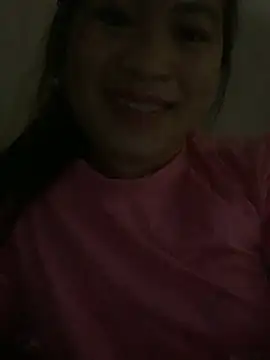 Snapshot of Sunny-smile1 chatting on May 5, 8:28 pm Sunny-smile1 online show from May 5, 8:28 pm