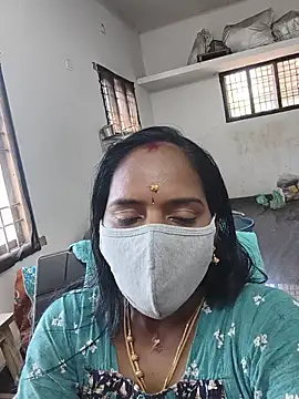 Snapshot of Tamil_Sangeetha chatting on June 12, 4:44 am Tamil Sangeetha online show from June 12, 4:44 am