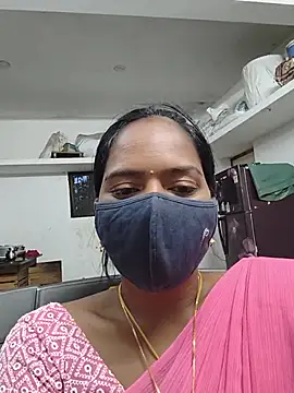 Snapshot of Tamil_Sangeetha chatting on June 22, 12:13 am Tamil Sangeetha online show from June 22, 12:13 am