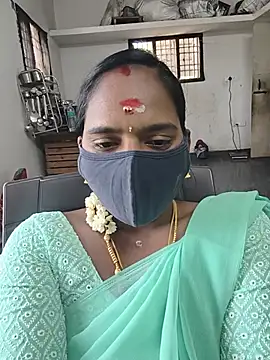 Snapshot of Tamil_Sangeetha chatting on July 7, 7:09 am Tamil Sangeetha online show from July 7, 7:09 am