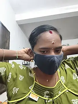 Snapshot of Tamil_Sangeetha chatting on July 15, 4:34 pm Tamil Sangeetha online show from July 15, 4:34 pm