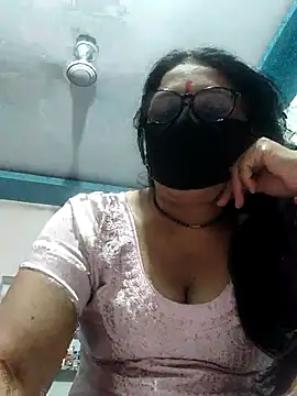 purvi46 online show from April 7, 6:47 am